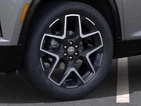 New 2026 Chevrolet Traverse High Country AWD/4WD image 9