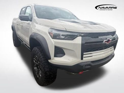 New 2026 Chevrolet Colorado ZR2 w/ Technology Package AWD/4WD image 1