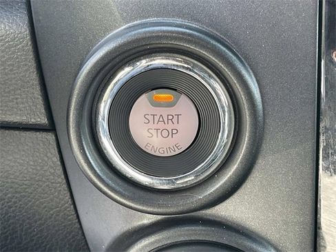 Used 2024 Nissan Titan PRO-4X w/ Pro-4x Utility Package image 34