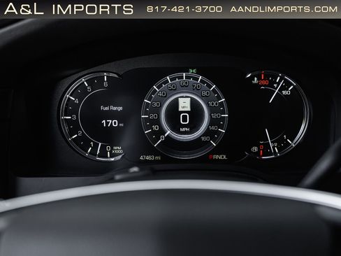 Used 2019 Cadillac Escalade Luxury image 7