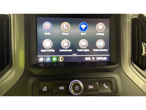 Used 2020 Chevrolet Silverado 1500 Custom w/ Custom Value Package AWD/4WD image 13