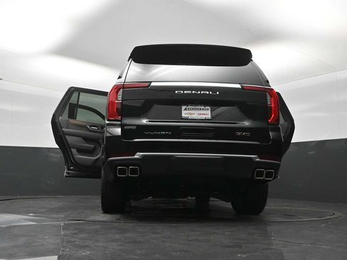 New 2026 GMC Yukon Denali w/ Sun & Power Step Package AWD/4WD image 30