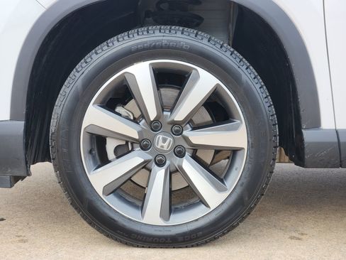 Certified 2024 Honda Pilot Touring image 14