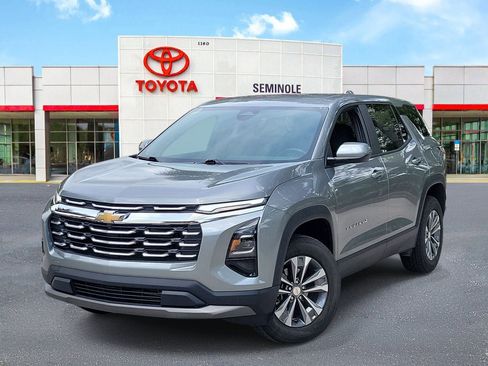 Used 2026 Chevrolet Equinox LT FWD image 1
