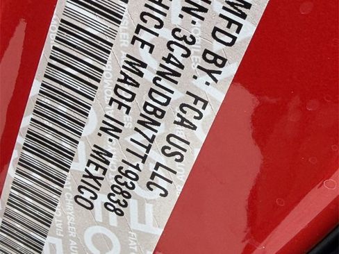 New 2026 Jeep Compass Latitude image 20