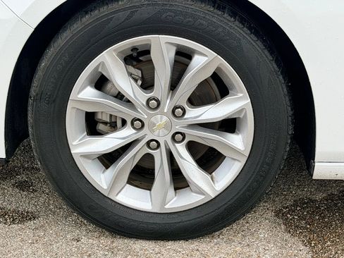 Used 2020 Chevrolet Malibu LT image 6