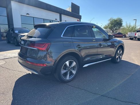Used 2023 Audi Q5 Prestige w/ Prestige Package image 5