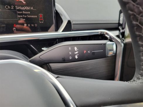 New 2025 GMC Sierra EV Denali image 18