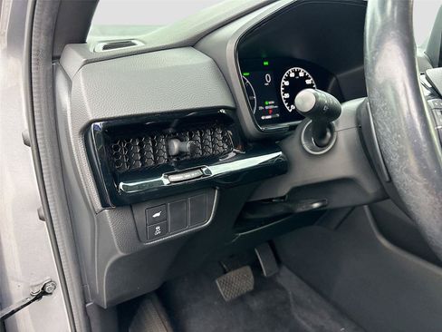 Certified 2023 Honda CR-V Sport Touring image 11