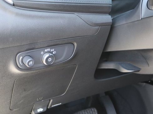 Certified 2024 Buick Encore GX Sport Touring FWD image 12