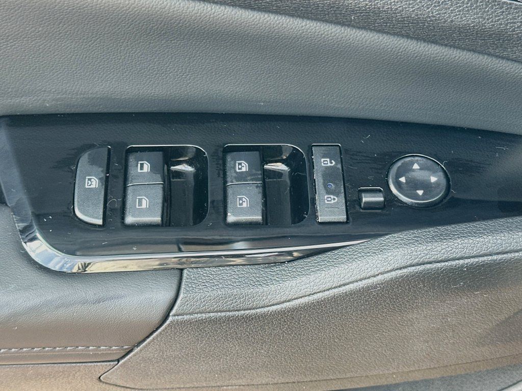 Certified 2024 Kia Sportage SX FWD image 18