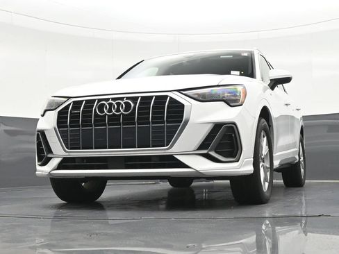 Used 2021 Audi Q3 2.0T Premium w/ Convenience Package AWD/4WD image 30