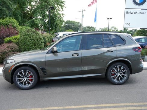 New 2026 BMW X5 xDrive40i w/ M Sport Package AWD/4WD image 17