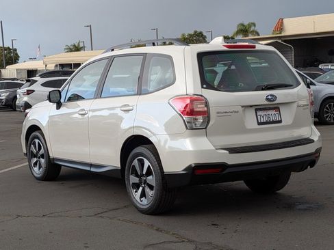 Used 2017 Subaru Forester 2.5i w/ Alloy Wheel Package image 8