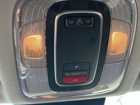 Used 2025 Hyundai Kona SEL image 16