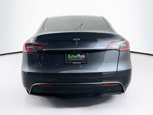 Used 2024 Tesla Model Y Long Range AWD/4WD image 7