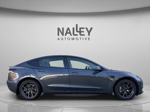 Used 2021 Tesla Model 3 Standard Range Plus image 5