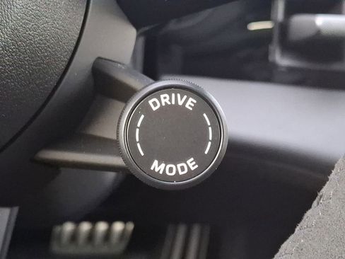 Certified 2025 Porsche Taycan image 22