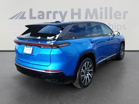 New 2025 Jeep Wagoneer S Limited image 6