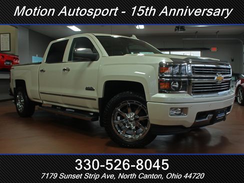 Used 2015 Chevrolet Silverado 1500 High Country image 2