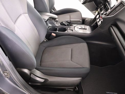 Used 2021 Subaru Crosstrek 2.0i image 12