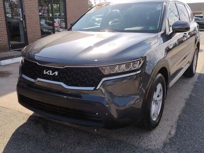 Used 2023 Kia Sorento LX