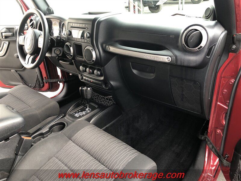 Used 2012 Jeep Wrangler Sport AWD/4WD image 18