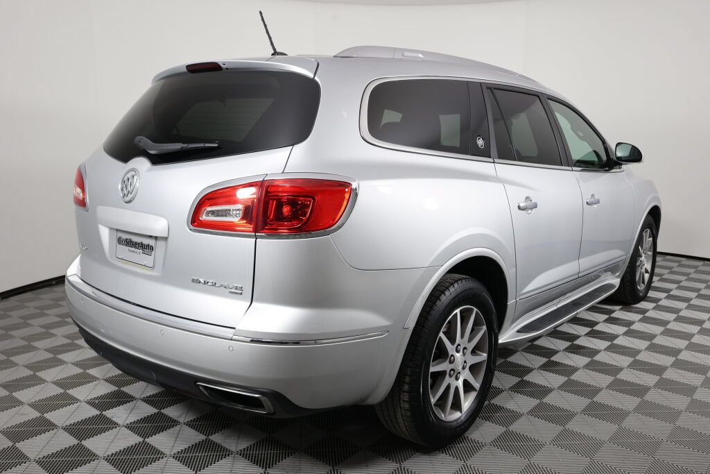Used 2014 Buick Enclave Leather AWD/4WD image 2