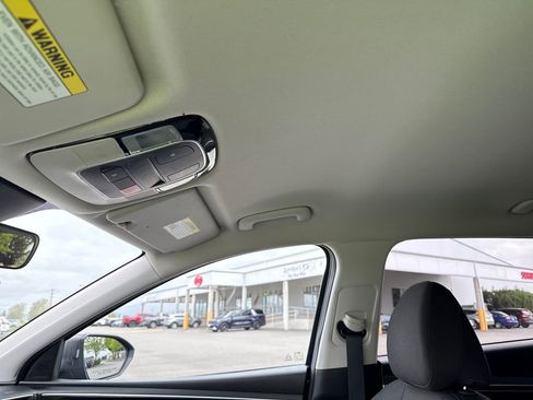 Used 2022 Hyundai Tucson SEL w/ Cargo Package AWD/4WD image 17