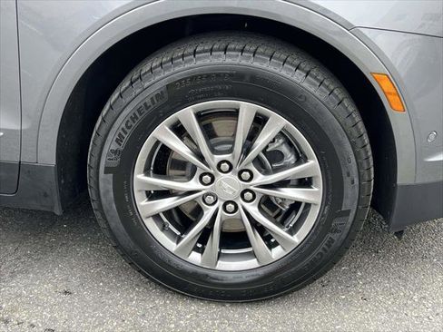 Certified 2022 Cadillac XT5 Premium Luxury w/ Technology Package image 8