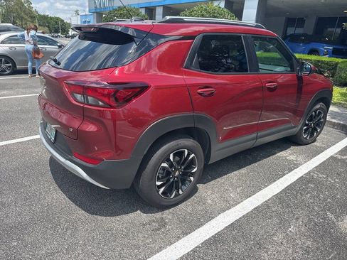 Used 2023 Chevrolet TrailBlazer LT w/ Convenience Package FWD image 7