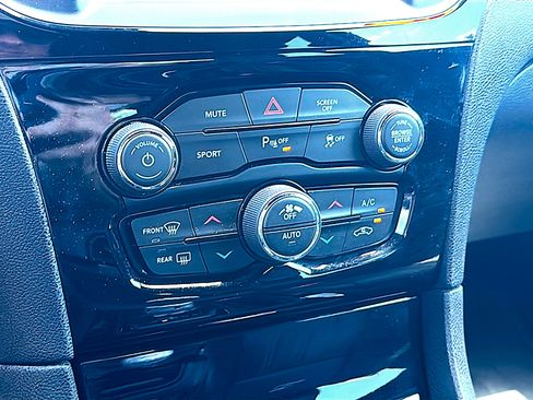 Used 2022 Chrysler 300 S RWD image 35