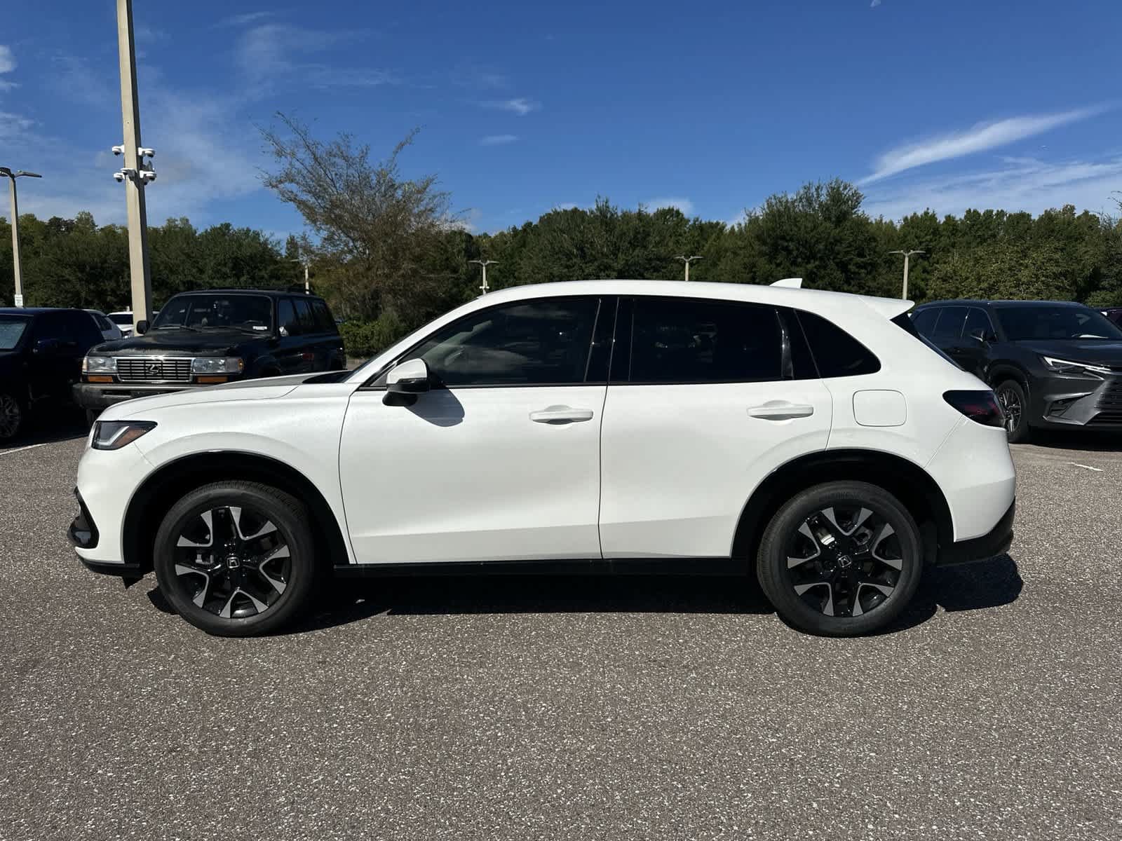 New 2027 Honda HR-V EX-L image 3