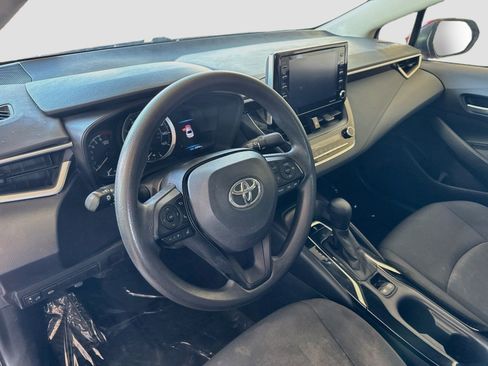 Used 2021 Toyota Corolla LE w/ Carpet Mat Package (TMS) FWD image 7
