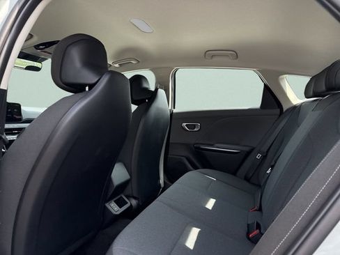 New 2026 Kia K4 FWD image 20