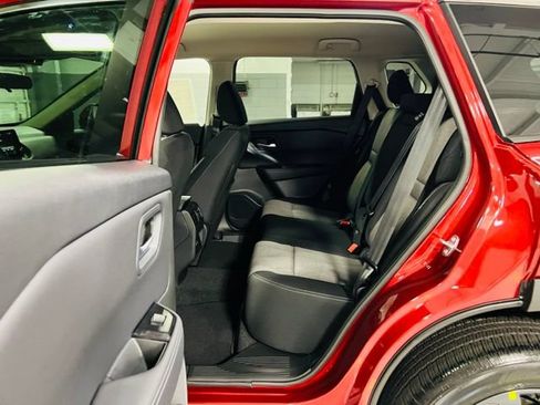 New 2026 Nissan Rogue SV w/ Cold Weather Package FWD image 22