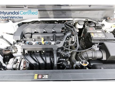 Certified 2025 Hyundai Venue SEL FWD image 35