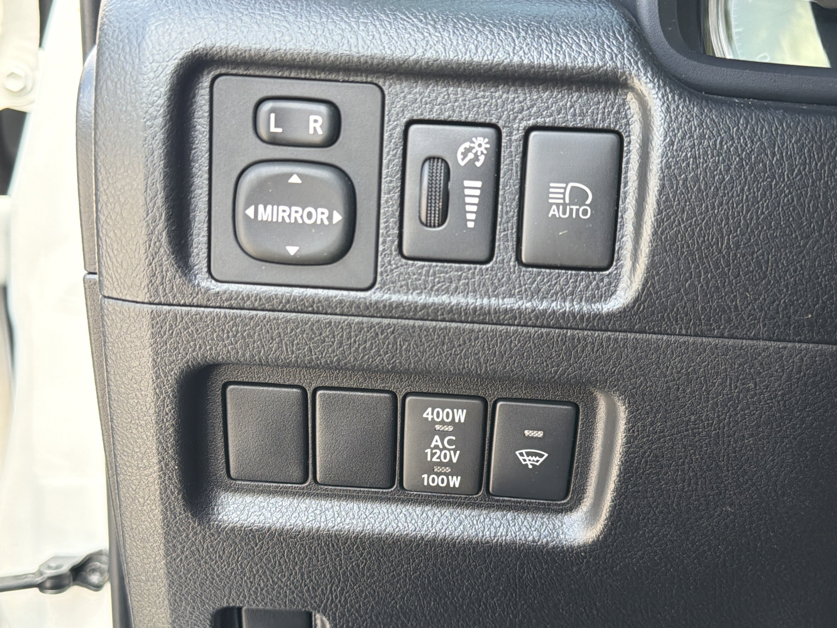 Used 2022 Toyota 4Runner TRD Off-Road Premium w/ Moonroof Package AWD/4WD image 19
