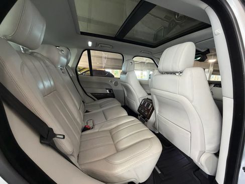 Used 2017 Land Rover Range Rover HSE AWD/4WD image 16