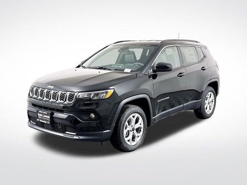 New 2026 Jeep Compass Latitude image 3