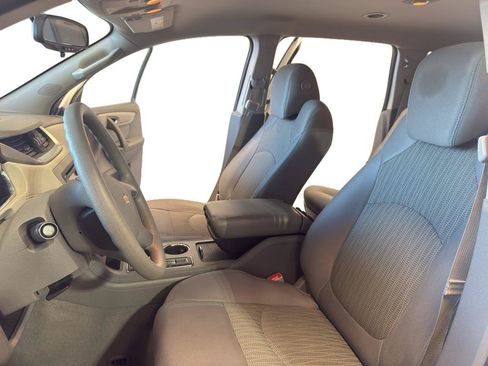 Used 2014 Chevrolet Traverse LS AWD/4WD image 16
