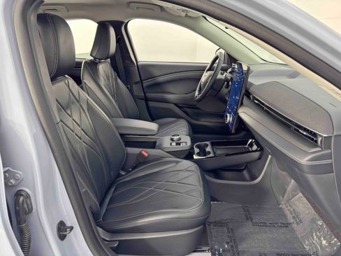 Used 2024 Ford Mustang Mach-E Select w/ Comfort Package Lite image 14