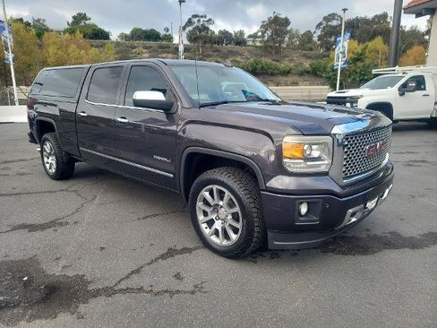 Used 2015 GMC Sierra 1500 Denali w/ Driver Alert Package image 2