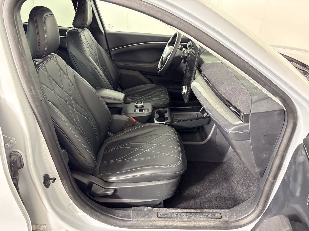 Used 2023 Ford Mustang Mach-E Select RWD image 4