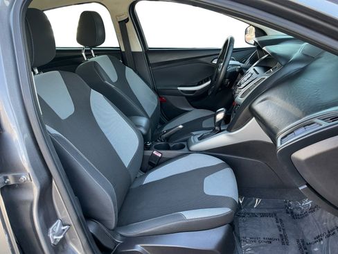 Used 2012 Ford Focus SE FWD image 15