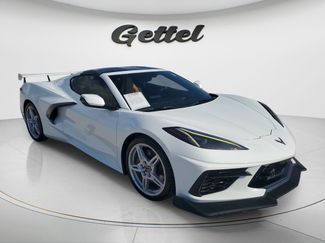 Used 2022 Chevrolet Corvette Stingray w/ Z51 Performance Package video 2