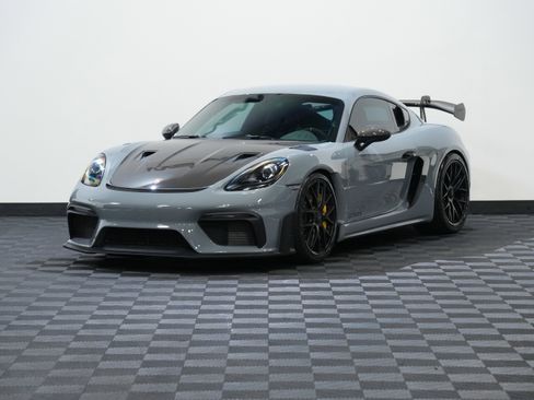Used 2023 Porsche 718 Cayman GT4 RS image 3
