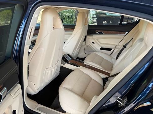 Used 2016 Porsche Panamera 4S w/ Premium Package Plus AWD/4WD image 26