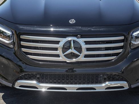 New 2026 Mercedes-Benz GLB 250 4MATIC image 7