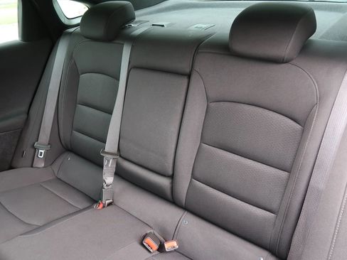 Used 2020 Chevrolet Malibu LT image 21